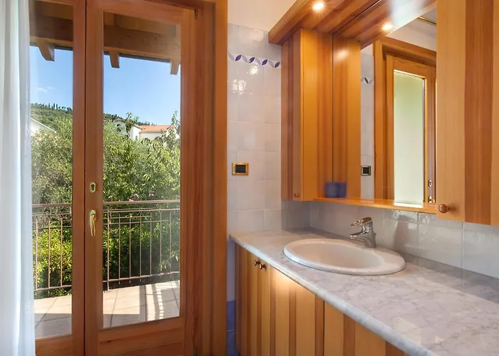 Casa Flora-grande A شقة *