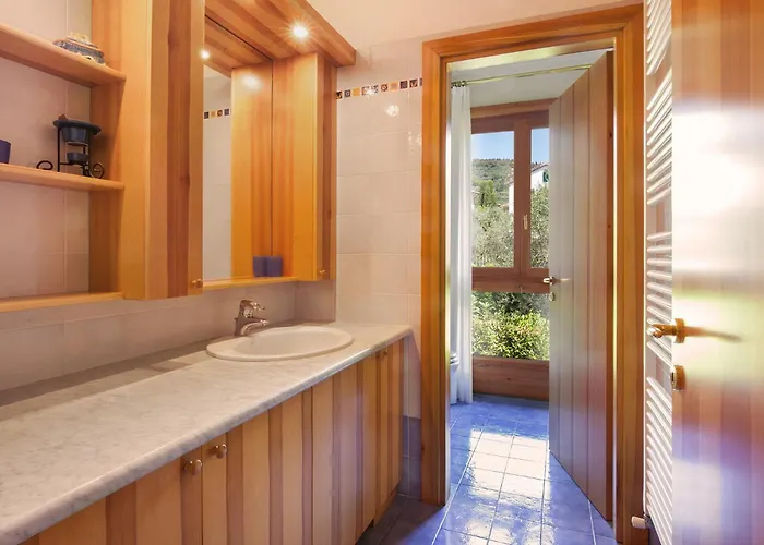 Casa Flora-grande A * غارْدا