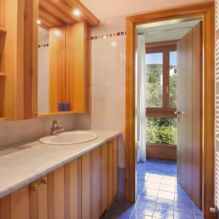 Casa Flora-grande A * Garde