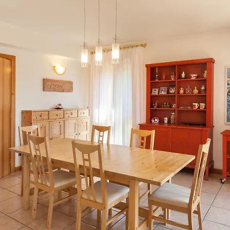 Casa Flora-grande A Garda Apartment